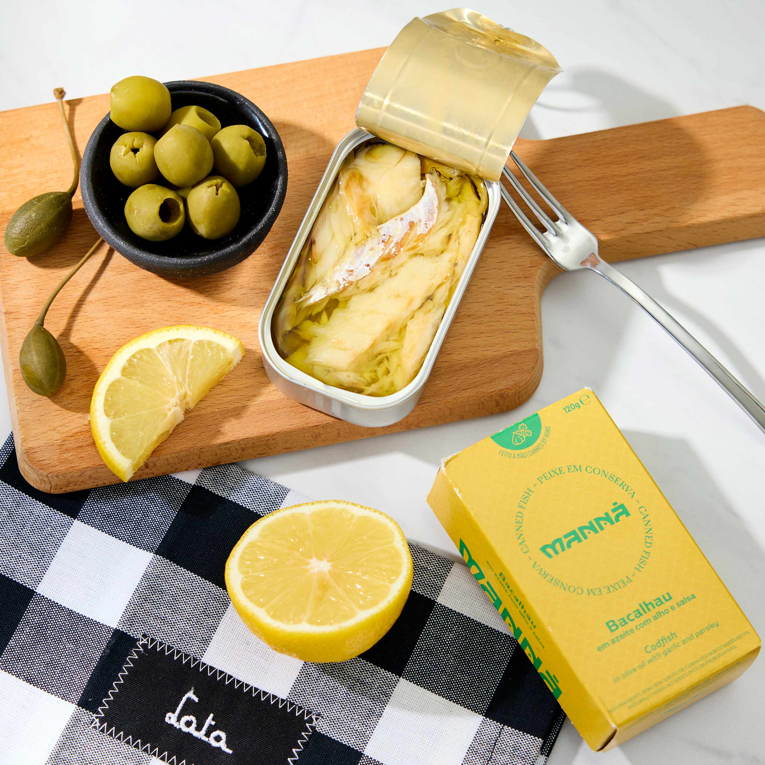Manná Codfish in Olive Oil with Garlic and Parsley - Image 2