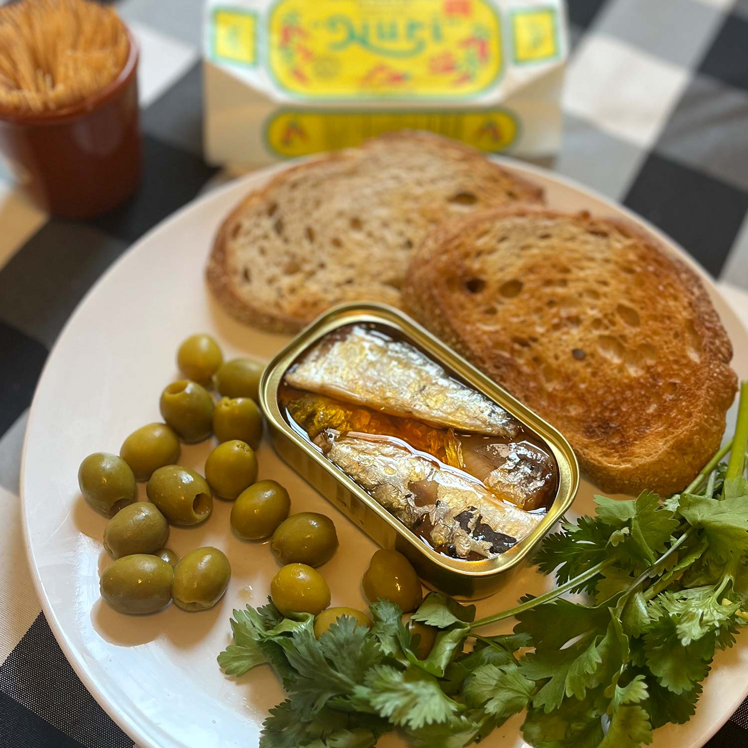 Nuri Extra Spiced Sardines in Olive Oil - Image 3